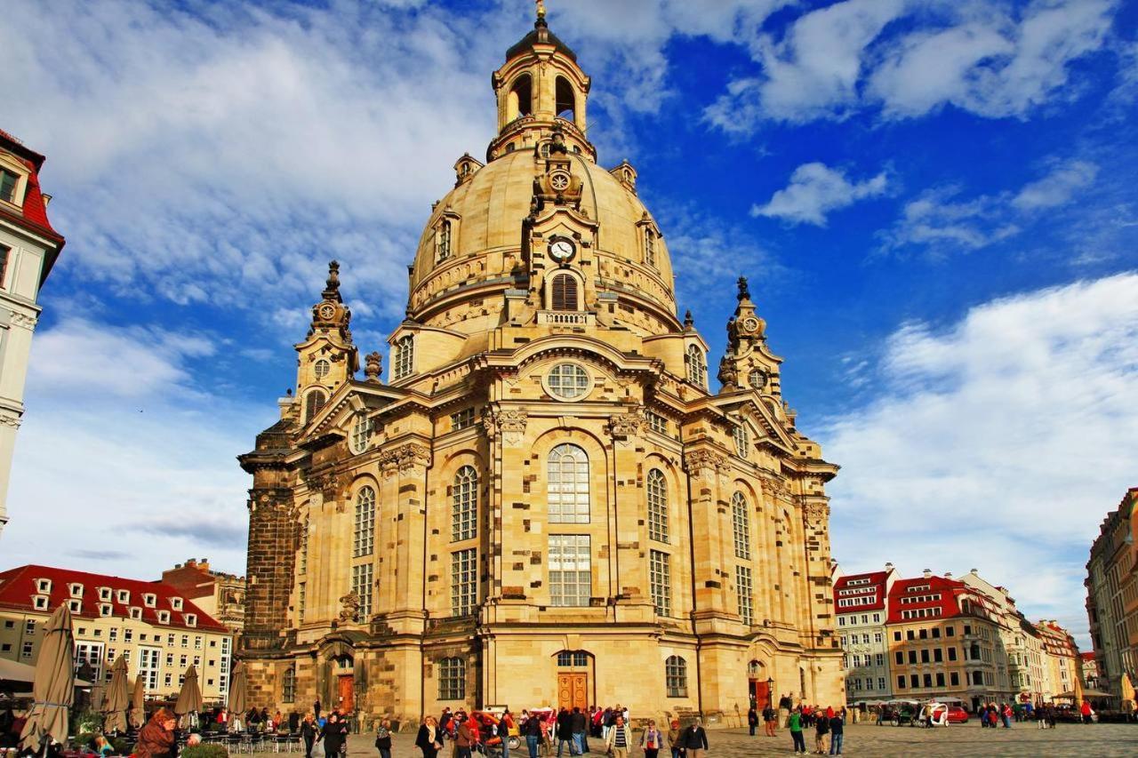 Schones Zimmer Naher Bahnhof Neustadt Dresden Zentral Wlan Buitenkant foto
